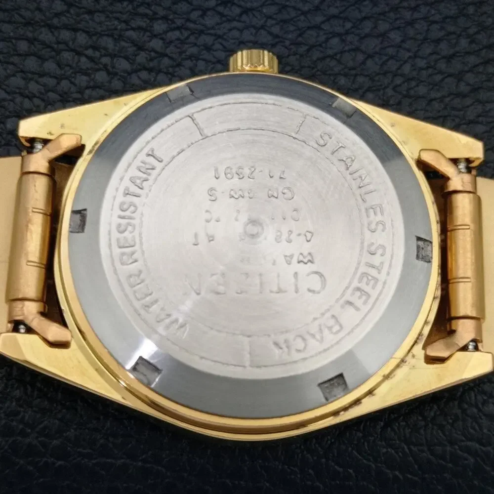 Vintage 1971 Citizen Automatic Mens Gold Watch W/daydate & Red accents